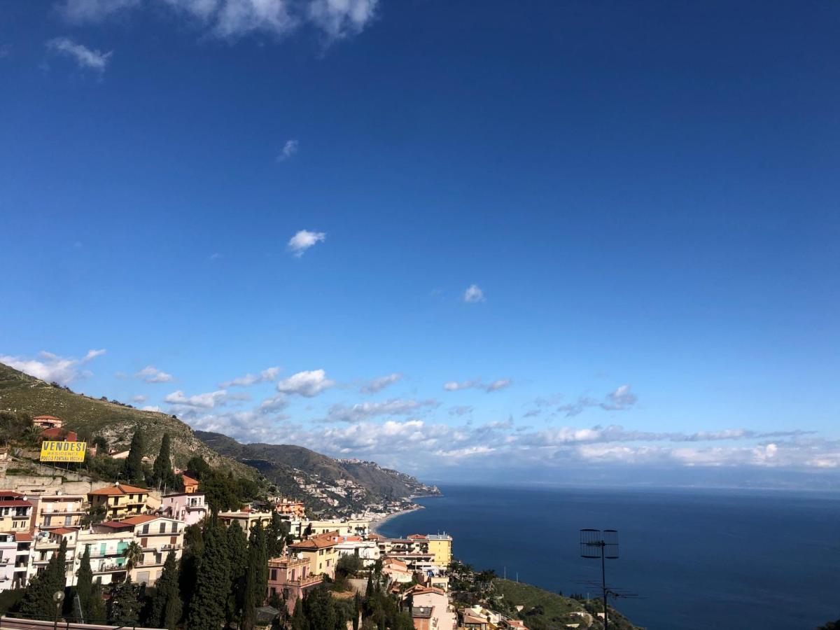 Taormina Center Apartment With Sea View Екстер'єр фото